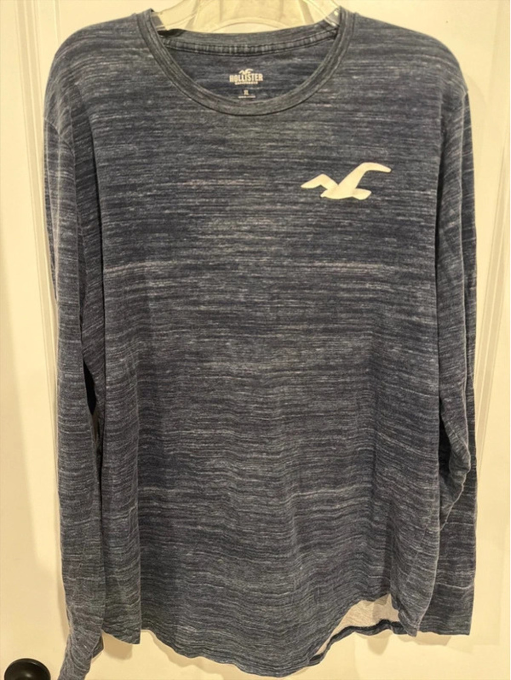 Hollister California Men’s XL Blue Heather Long Sleeve Crew Neck Logo Shirt